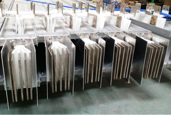 封閉母線槽電力設備.jpg 封閉母線槽電力設備.jpg